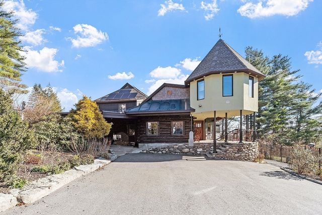 57 Highview St, Fitchburg, MA 01420