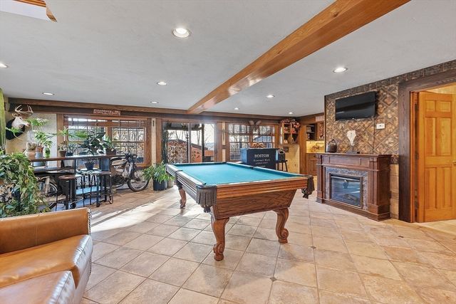 57 Highview St, Fitchburg, MA 01420