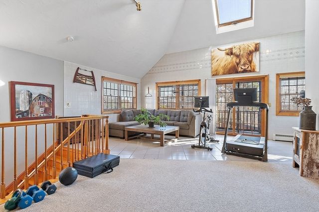 57 Highview St, Fitchburg, MA 01420