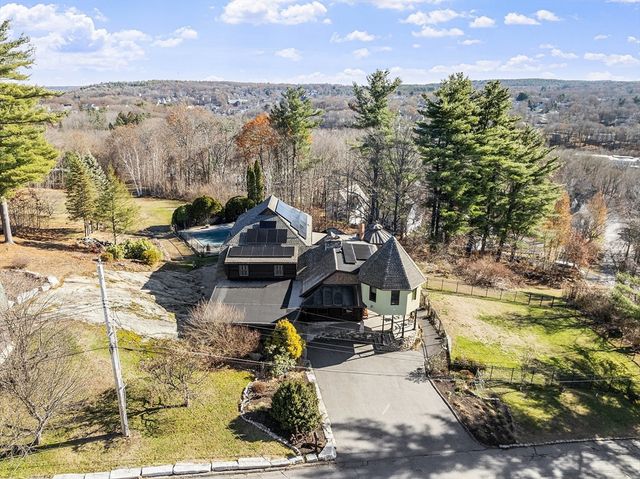 57 Highview St, Fitchburg, MA 01420