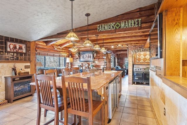 57 Highview St, Fitchburg, MA 01420