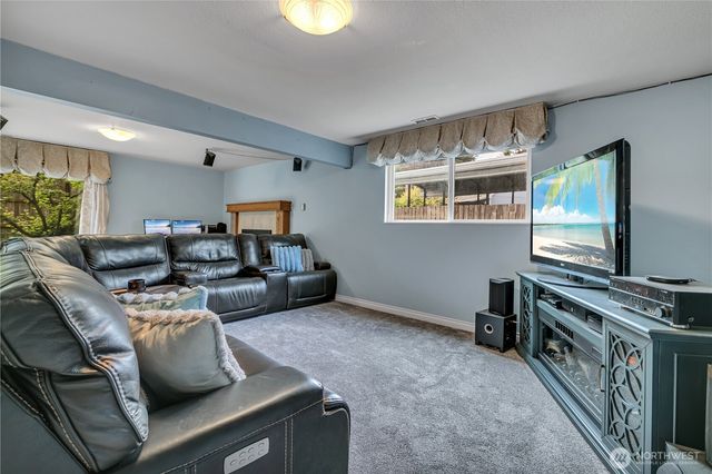 3121 SW 313th Place, Federal Way, WA 98023
