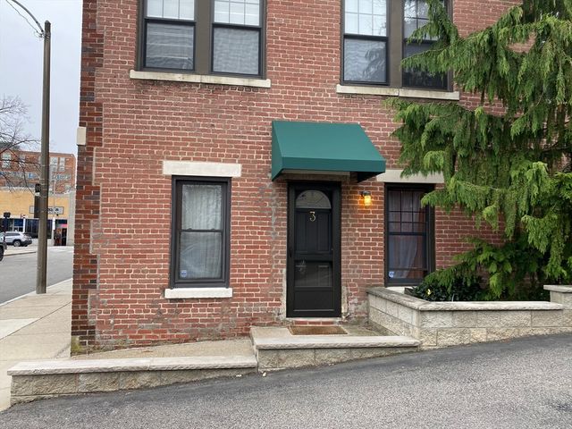 185 Chestnut Hill Ave 3, Boston, MA 02135