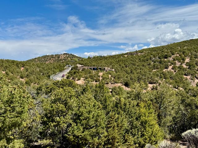 1083 S Summit Ridge, Santa Fe, NM 87501