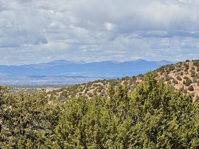 1083 S Summit Ridge, Santa Fe, NM 87501