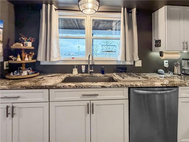 225 Crescent Drive, Lincoln, MO 65338