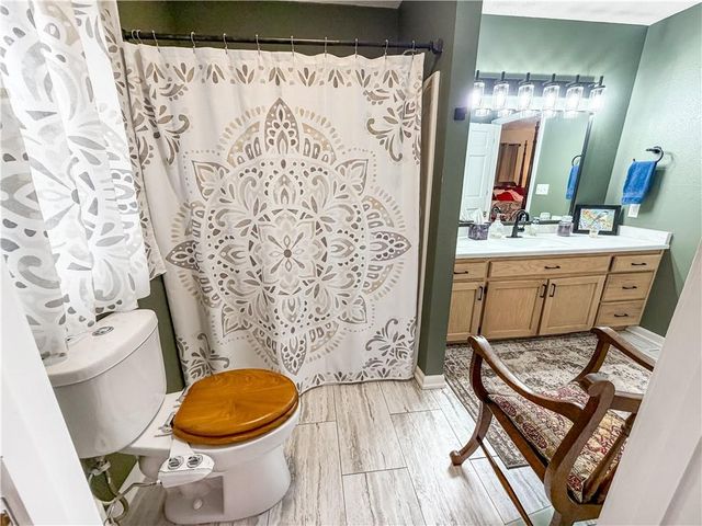 225 Crescent Drive, Lincoln, MO 65338