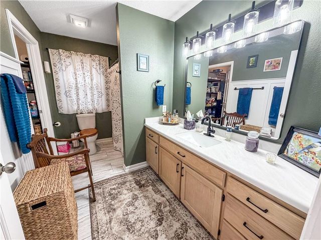 225 Crescent Drive, Lincoln, MO 65338