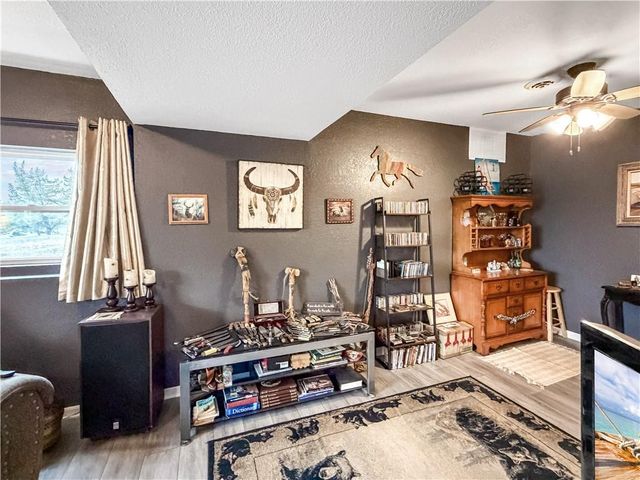 225 Crescent Drive, Lincoln, MO 65338