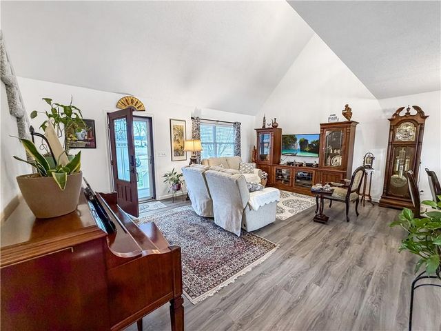 225 Crescent Drive, Lincoln, MO 65338