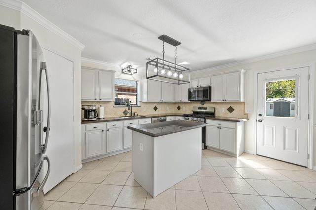 18634 Artesian Way, Humble, TX 77346