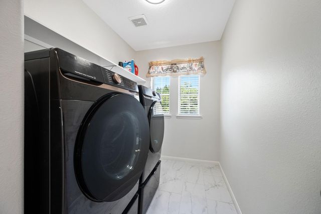 18634 Artesian Way, Humble, TX 77346