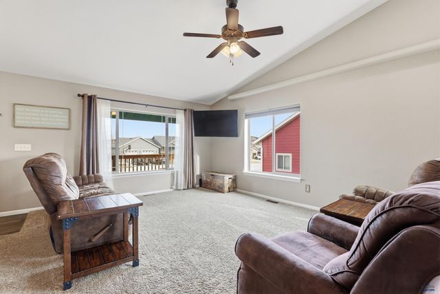 7261 SAVANNAH LN, Summerset, SD 57718