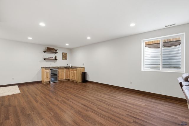 7261 SAVANNAH LN, Summerset, SD 57718