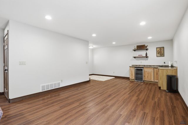 7261 SAVANNAH LN, Summerset, SD 57718