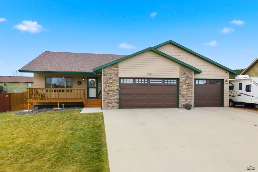 7261 SAVANNAH LN, Summerset, SD 57718