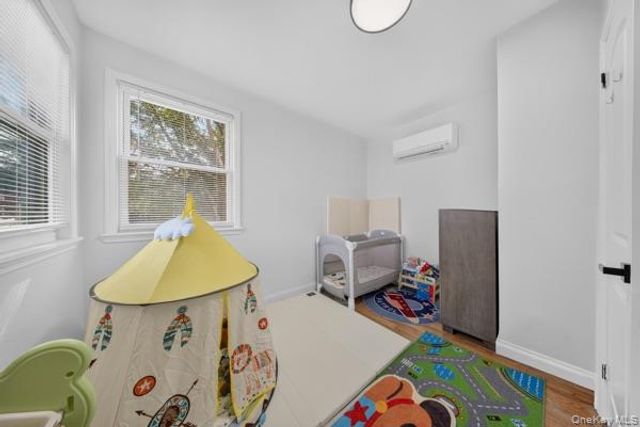 167-16 43rd Avenue, Flushing, NY 11358