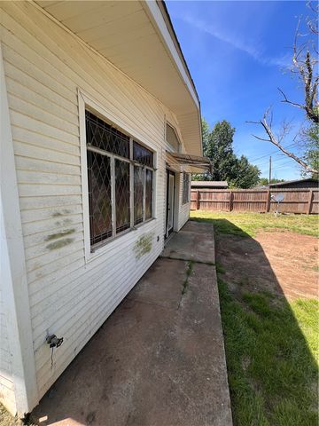 1003 E F Street, Russellville, AR 72801