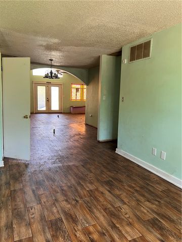 1003 E F Street, Russellville, AR 72801