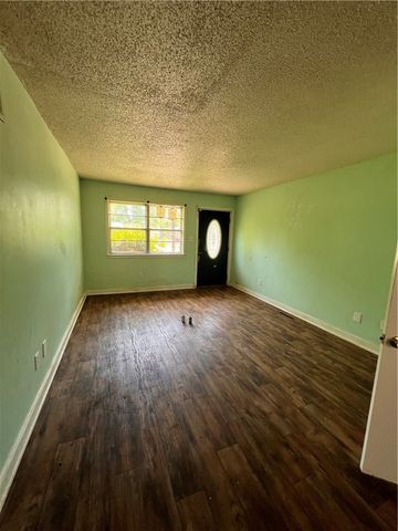 1003 E F Street, Russellville, AR 72801