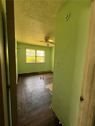 1003 E F Street, Russellville, AR 72801
