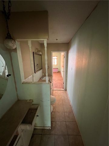 1003 E F Street, Russellville, AR 72801