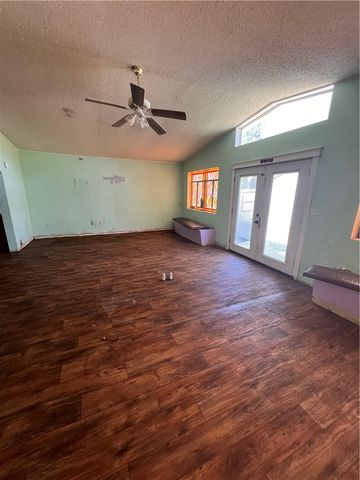 1003 E F Street, Russellville, AR 72801