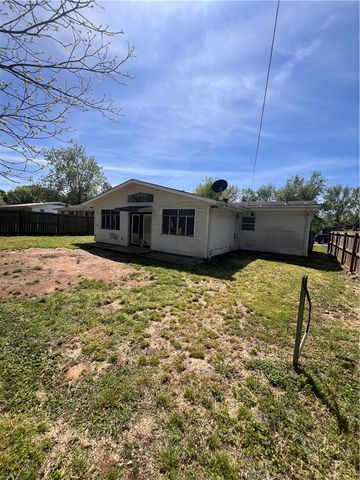 1003 E F Street, Russellville, AR 72801