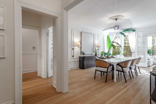 450 W Surf Street 1, Chicago, IL 60657