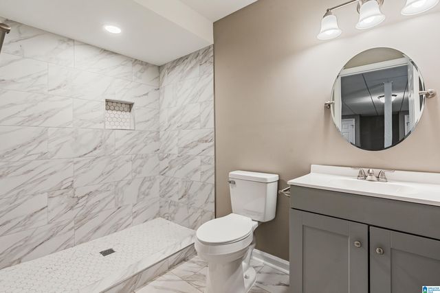 2036 PERSHING ROAD, Birmingham, AL 35214