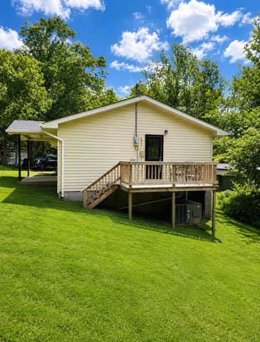 91 Oak Hts, Erin, TN 37061