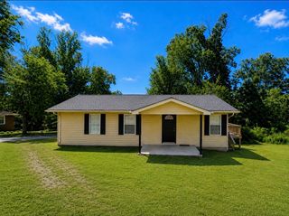91 Oak Hts, Erin, TN 37061