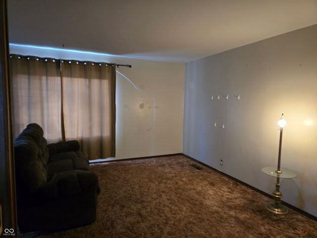 1011 N Michigan Street, Greenfield, IN 46140