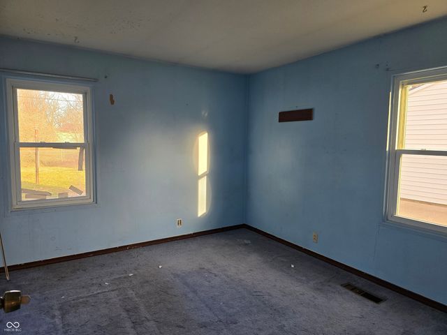 1011 N Michigan Street, Greenfield, IN 46140