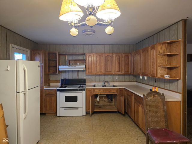 1011 N Michigan Street, Greenfield, IN 46140