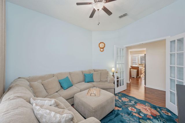 407 Bobby Drive, Crestview, FL 32536