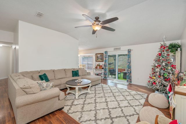 407 Bobby Drive, Crestview, FL 32536