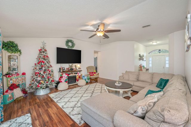 407 Bobby Drive, Crestview, FL 32536