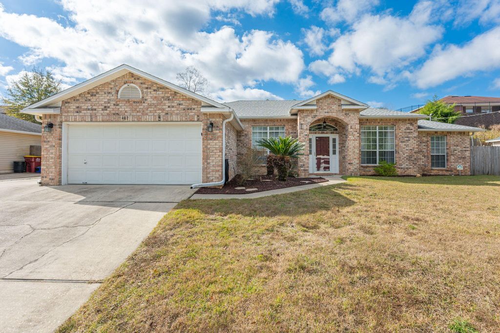 407 Bobby Drive, Crestview, FL 32536