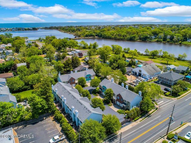 7 Waterford Way, Spring Lake Heights, NJ 07762