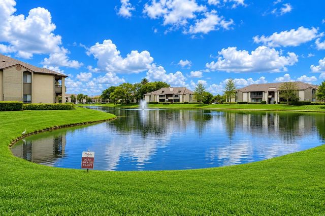 10265 GANDY BOULEVARD N 704, St Petersburg, FL 33702
