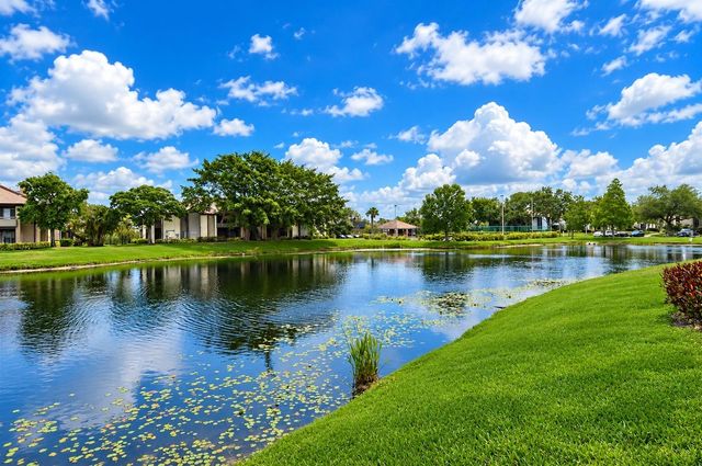 10265 GANDY BOULEVARD N 704, St Petersburg, FL 33702