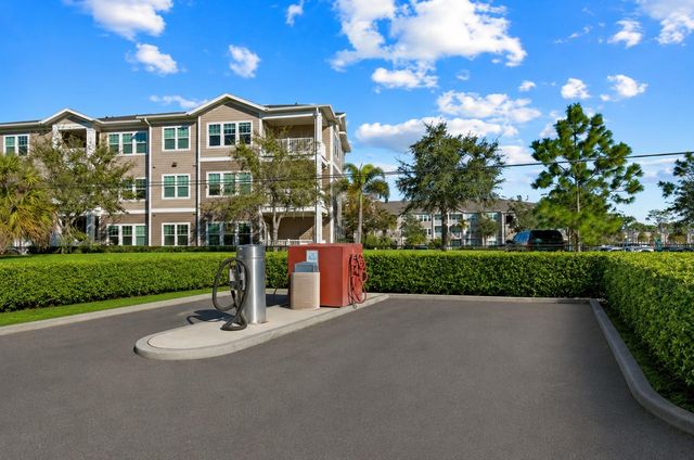 10265 GANDY BOULEVARD N 704, St Petersburg, FL 33702