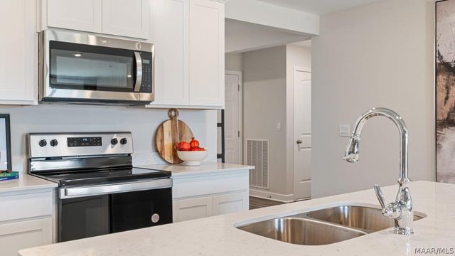 3313 Knotts Drive, Montgomery, AL 36116