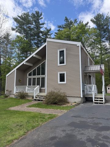 13 Country Road, Hampstead, NH 03826