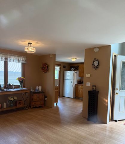 13 Country Road, Hampstead, NH 03826