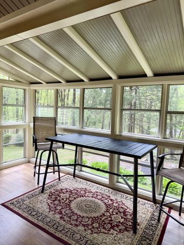 13 Country Road, Hampstead, NH 03826