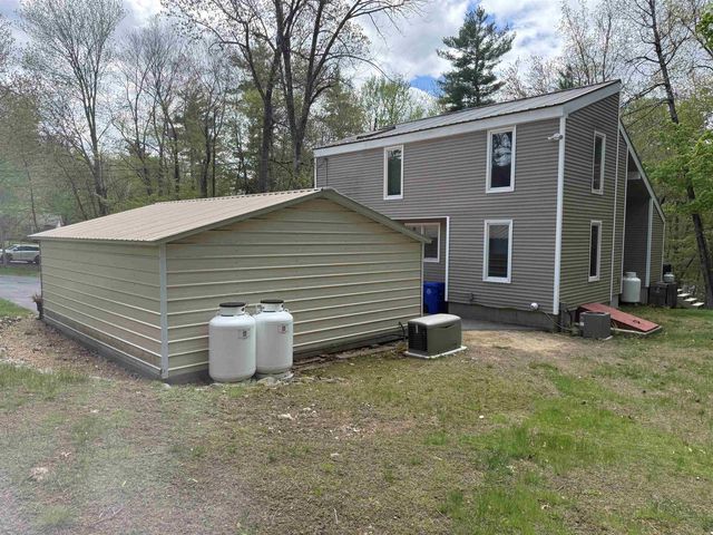13 Country Road, Hampstead, NH 03826