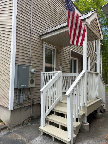 13 Country Road, Hampstead, NH 03826