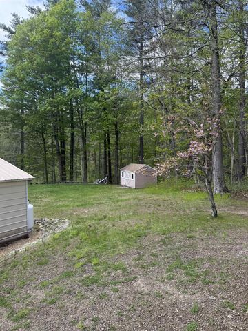 13 Country Road, Hampstead, NH 03826